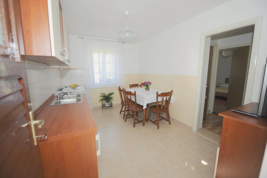 Apartment Karla Jadrtovac Phòng bức ảnh