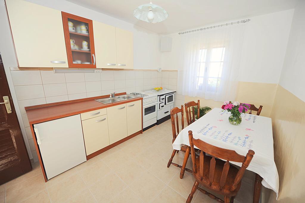 Apartment Karla Jadrtovac Phòng bức ảnh